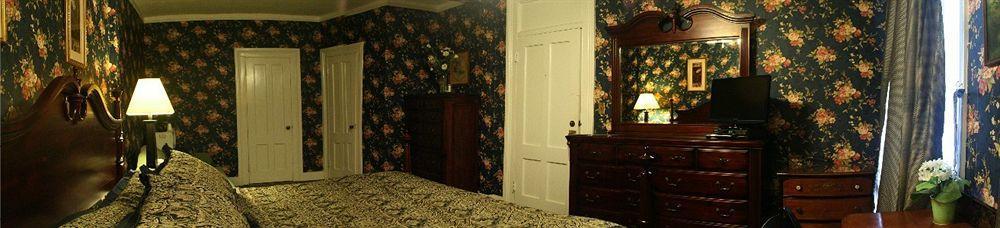 The Yankee Pedlar Inn Torrington Εξωτερικό φωτογραφία