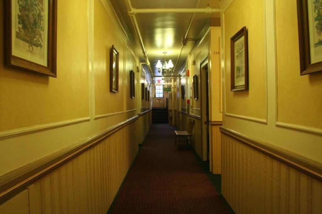 The Yankee Pedlar Inn Torrington Εξωτερικό φωτογραφία