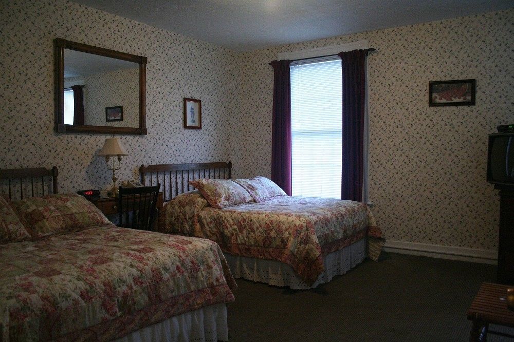 The Yankee Pedlar Inn Torrington Εξωτερικό φωτογραφία